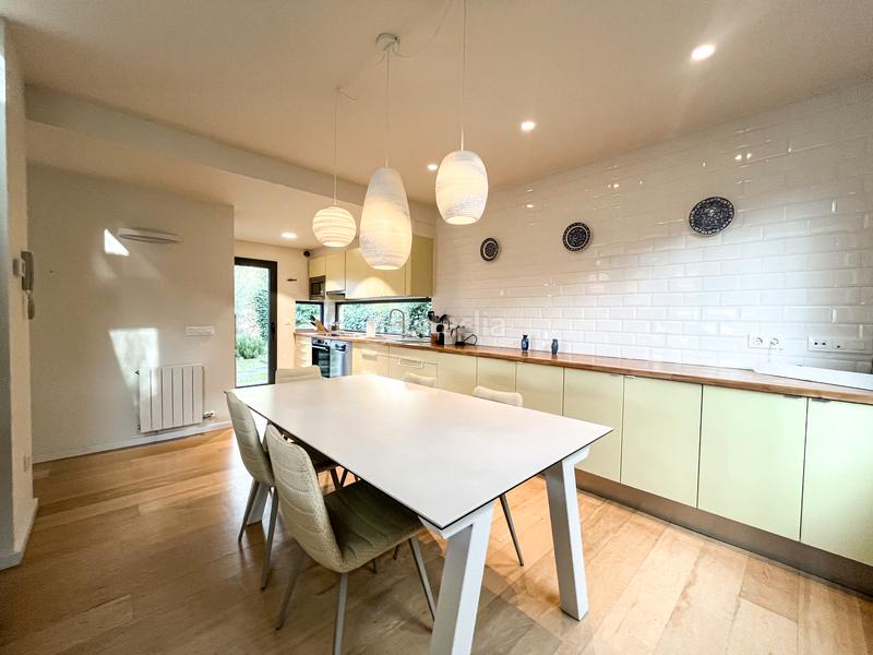 Foto 5ca19aa0-3ef6-4b75-a0aa-c88ffc31e0b4. Lloguer casa amb xemeneia calefacció aparcament a Girona