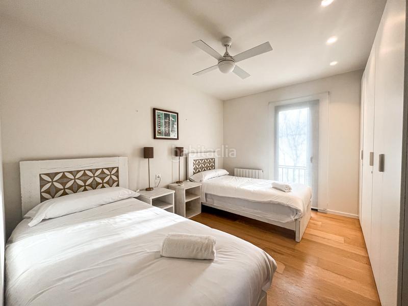 Foto b5f1876d-b751-4871-8fe3-553abe5ffc30. Lloguer casa amb xemeneia calefacció aparcament a Girona