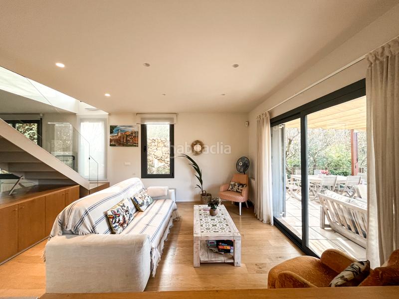 Foto d0df60d5-813b-456e-bbc7-72fea7f81c08. Lloguer casa amb xemeneia calefacció aparcament a Girona