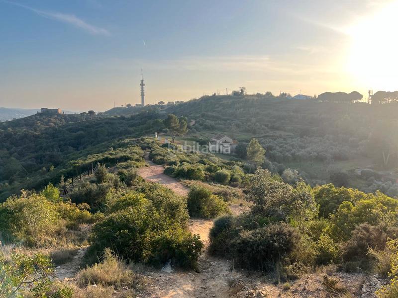 Foto fb22fb37-4841-4803-a160-a94b63d52f0f. Lloguer casa amb xemeneia calefacció aparcament a Girona