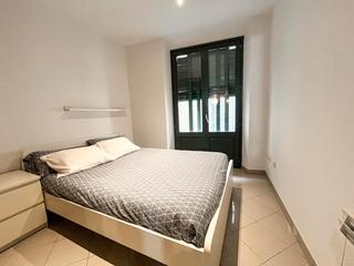 Alquiler Piso  Carrer de la cort reial. Apartamento de dos dormitorios cort reial