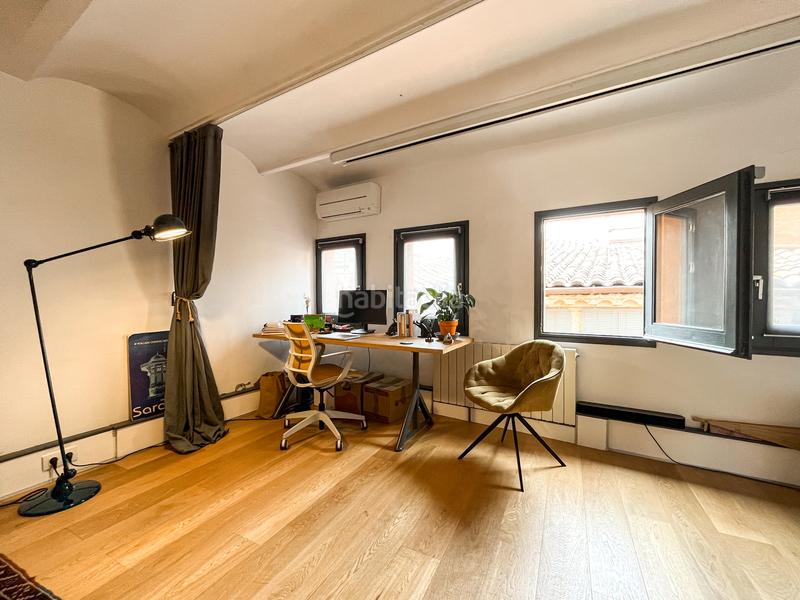 Foto 23245ec9-b038-400c-8e29-dbd001131a37. Apartamento rare find in old town with rooftop terrace en Girona