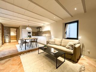 Lloguer Apartament  Carrer segle xvi. Piso recién reformado con 2 hab y terraza con vistas bonitas