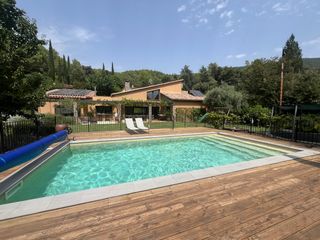 Casa a Sant Gregori. Renovated villa in llorà