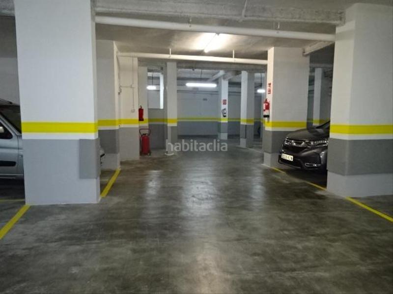 Foto 42741e09-f33c-48f6-8859-e0c61b53e3bd. Parking coche 13428ob açores. en La Sagrera Barcelona