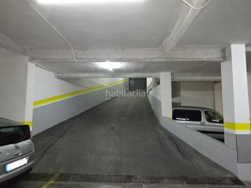 Foto 6a997b1c-a549-44d3-8364-6326221031e1. Parking coche 13428ob açores. en La Sagrera Barcelona