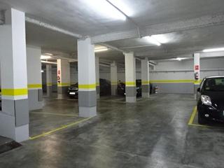Car parking  De les açores. 13428ob açores.