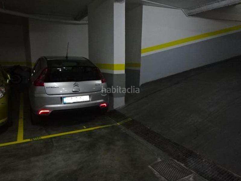 Foto 8e7a3de7-801e-40f6-8284-3ee76ca58ec1. Parking coche 13428ob açores. en La Sagrera Barcelona