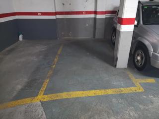 Location Parking voiture  De sant antoni abat. Ref. 13644ob