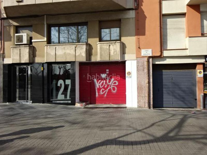 Foto 3e1fcd35-dac1-4ed2-85cf-88b9aa4cec60. Car parking in Hostafrancs Barcelona