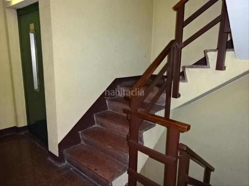 Foto 7eae2166-a62d-4e46-8606-c22d32d2e983. Car parking in Hostafrancs Barcelona