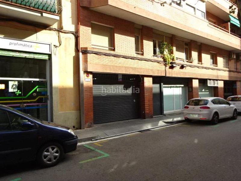 Foto dbcbc2b7-15c9-4d14-9ddf-948d0aae0ed8. Car parking in Hostafrancs Barcelona