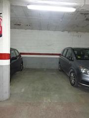 Aparcament cotxe  De badal. 13902ob