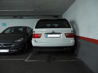 Aparcament cotxe  De pars. 14145ob paris.