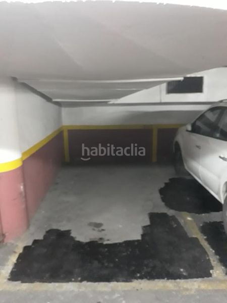 Foto 0e4f85ff-e76d-49b3-b96d-1e9a8fdfebfa. Aparcament cotxe a Hostafrancs Barcelona