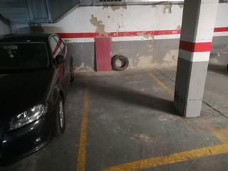 Car parking in de Sant Antoni Abat
