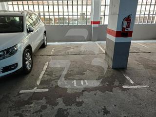 Lloguer Aparcament cotxe  De badal