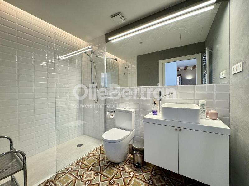 Foto ecc1419f-645e-4cef-8869-998876e7e257. Flat with heating in Gòtic Barcelona