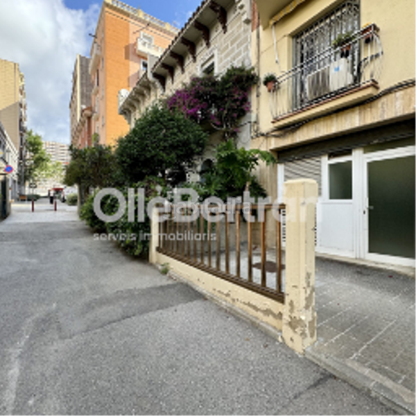 Foto a214fe47-b068-47e7-bbff-5ed1e0403430. Business premise in Barri de les Corts Barcelona