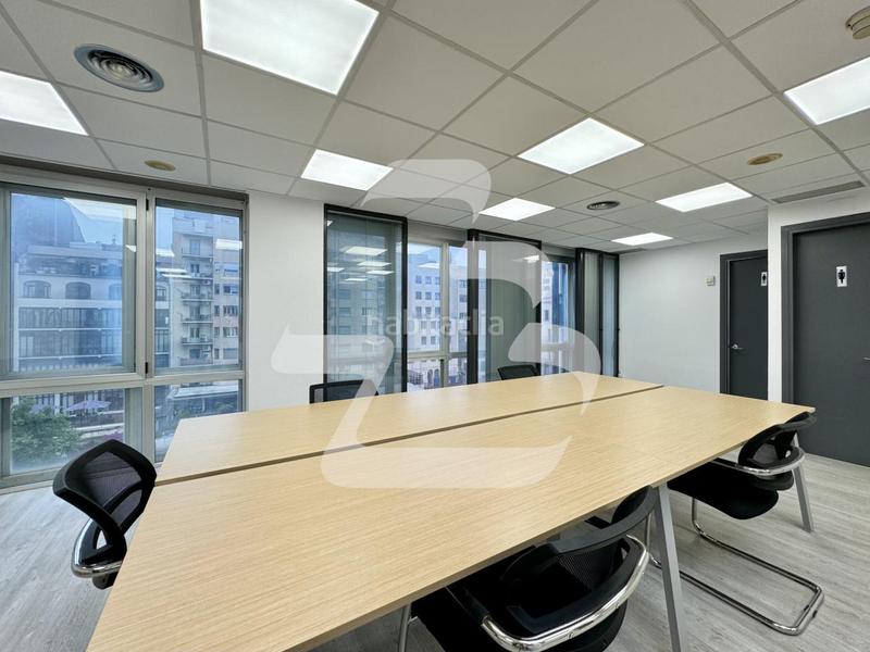 Foto 2ceb0525-bc5c-4660-a62d-fe07bbbbaea8. Location bureau dans Dreta de l´Eixample Barcelona