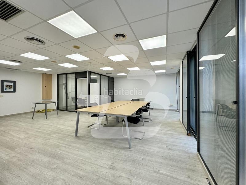 Foto cee0850c-6c34-4531-bf98-8e104ce2aaaa. Location bureau dans Dreta de l´Eixample Barcelona