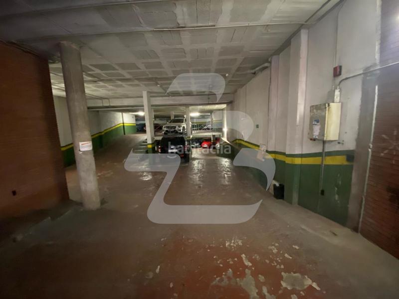 Foto 1db9e666-91bf-49d0-9d87-2d04b7a7ea08. Alquiler parking coche en Hostafrancs Barcelona