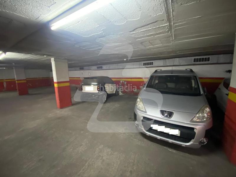 Foto 1eb22ecf-fb92-4548-b42e-8a2c7a72d4e7. Alquiler parking coche en Hostafrancs Barcelona