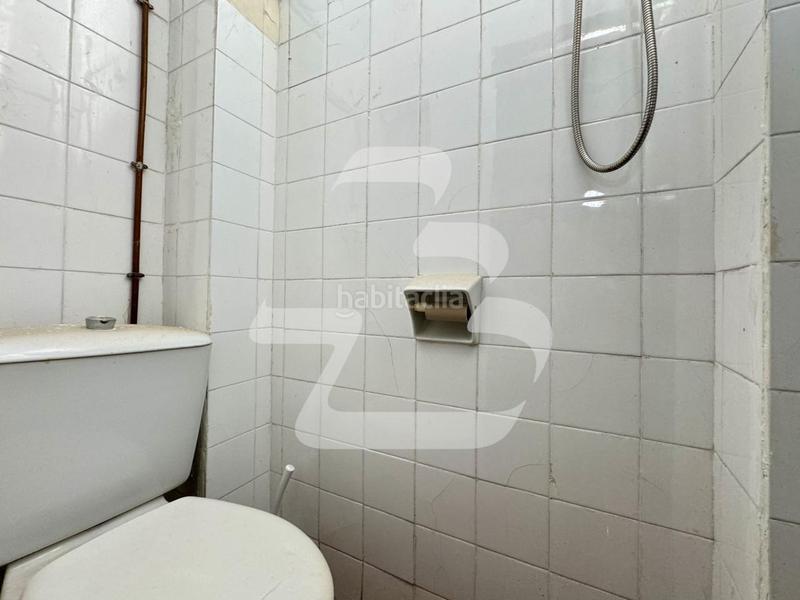 Foto ff4c65f6-ebff-454a-9a1b-5e7021e6b3c1. Alquiler local comercial en Sant Antoni Barcelona