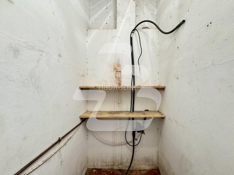 Foto b1d8d84b-c9af-4618-a057-483de38c403f. Local comercial a La Nova Esquerra de l´Eixample Barcelona