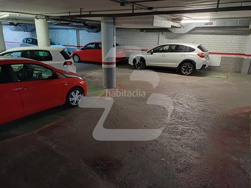 Foto 421d5582-a9d3-4ab8-ad81-e476905db390. Affitto posto auto in Centre Hospitalet de Llobregat (L´)