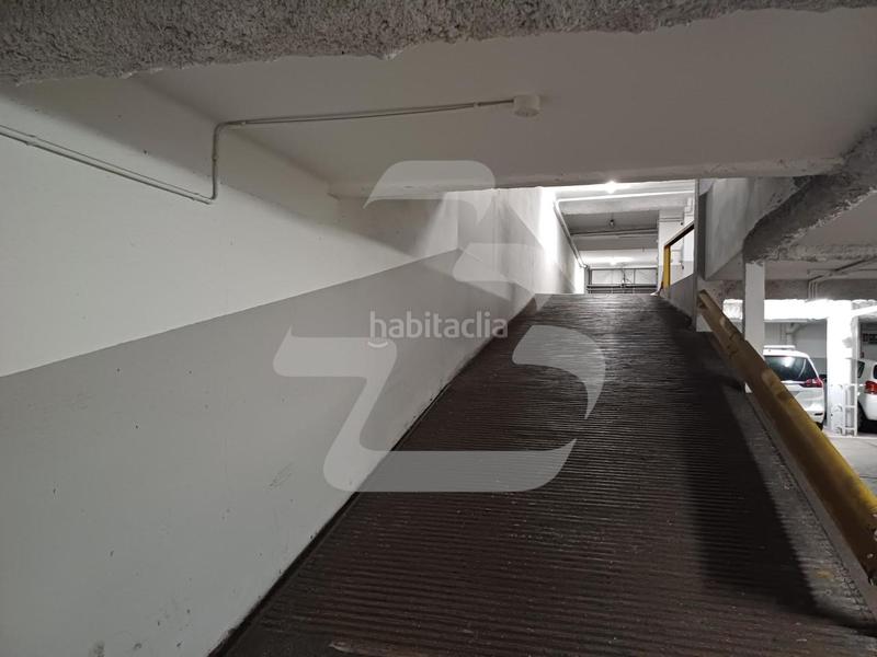 Foto b6a4d782-db4a-49a2-8df6-79073e8411ff. Alquiler parking coche en Sagrada Família Barcelona