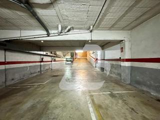 Car parking in De sant salvador 82