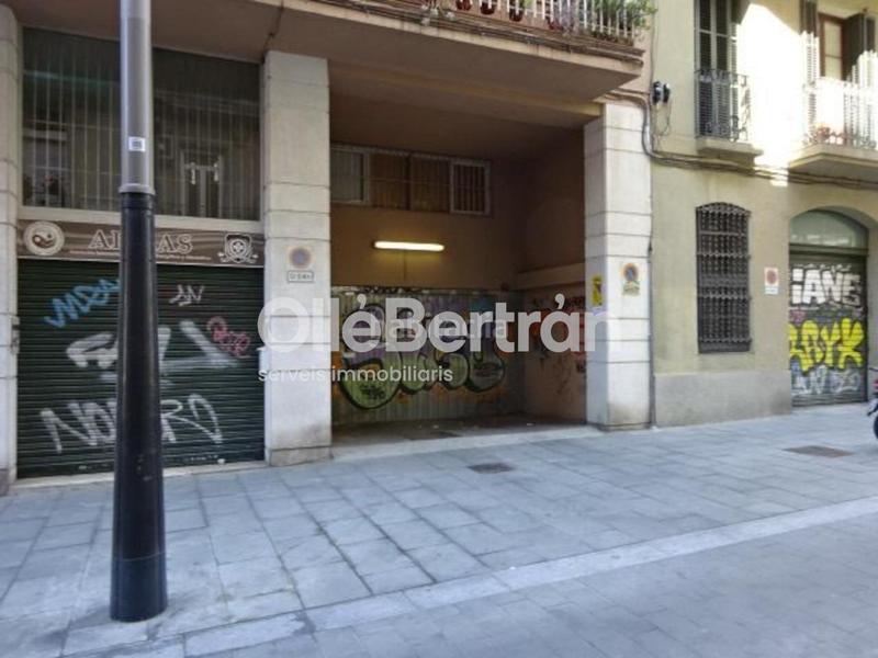 Foto 53c0bd7b-95c6-42fc-b186-a99fb6d9e688. Alquiler parking coche en Hostafrancs Barcelona