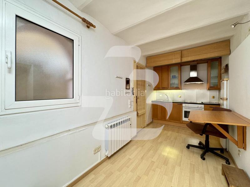 Foto f67db3bd-f4f6-46b8-b97a-00d0d1884ce2. Flat with heating in Putget - Farró Barcelona