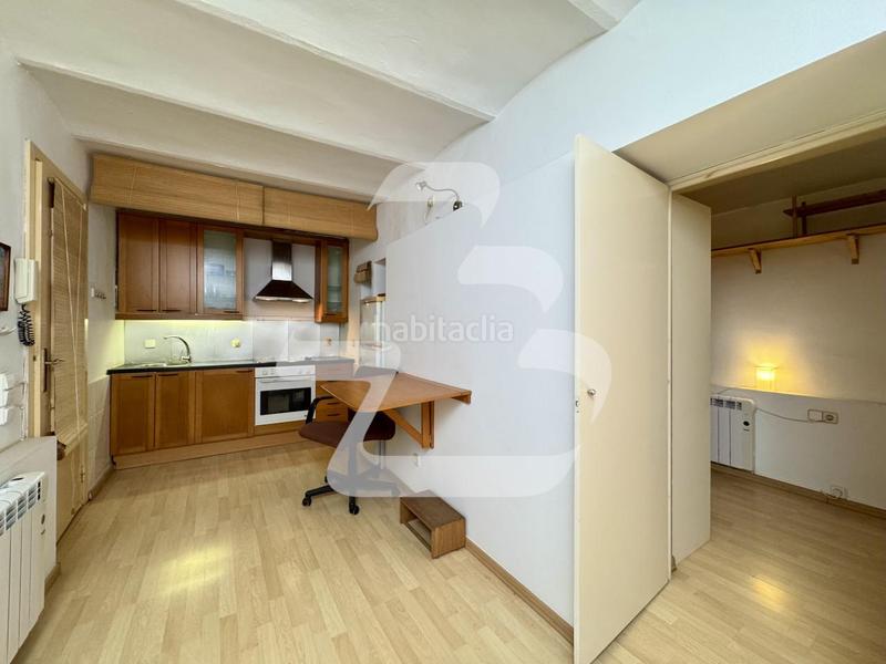 Foto f85cd05b-b890-40b5-929a-0961e38b462b. Flat with heating in Putget - Farró Barcelona
