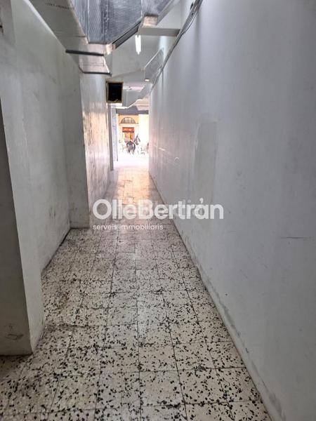 Foto 468098c3-20b7-4432-9b0a-4f2f9a426497. Affitto locale commerciale in La Sagrera Barcelona