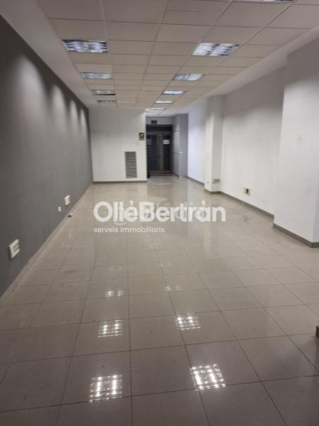 Foto 7a385edb-294c-473a-b6fc-4ee4b85d20d8. Affitto locale commerciale in La Sagrera Barcelona