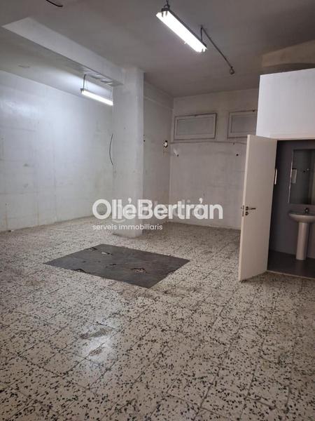 Foto e352026a-29ee-48dd-8ddc-ed2e1cff516d. Affitto locale commerciale in La Sagrera Barcelona