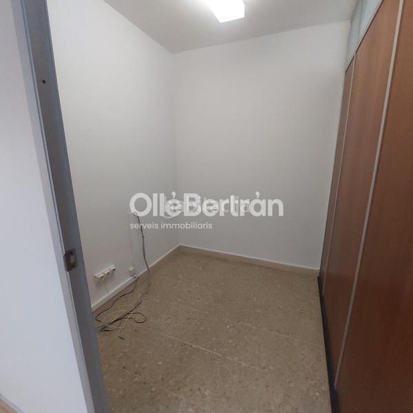 Foto a696f34d-79e9-40d3-9b0f-ea6e4217716c. Miete büro in Tres Torres Barcelona