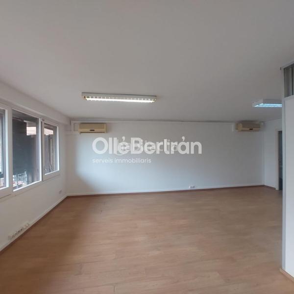 Foto 7479892a-183f-4625-81db-2f4e9439b87c. Rent office space in Tres Torres Barcelona