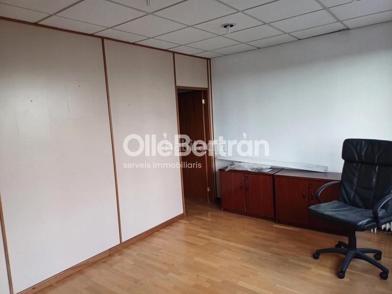 Foto 7d1f2eac-a219-4ac4-b32e-2c4331ea133d. Rent office space with heating in Putget - Farró Barcelona