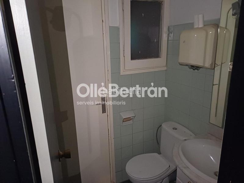 Foto e9539cd7-9927-4235-8a6b-e6e0e9e3af03. Affitto ufficio con riscaldamento in Putget - Farró Barcelona