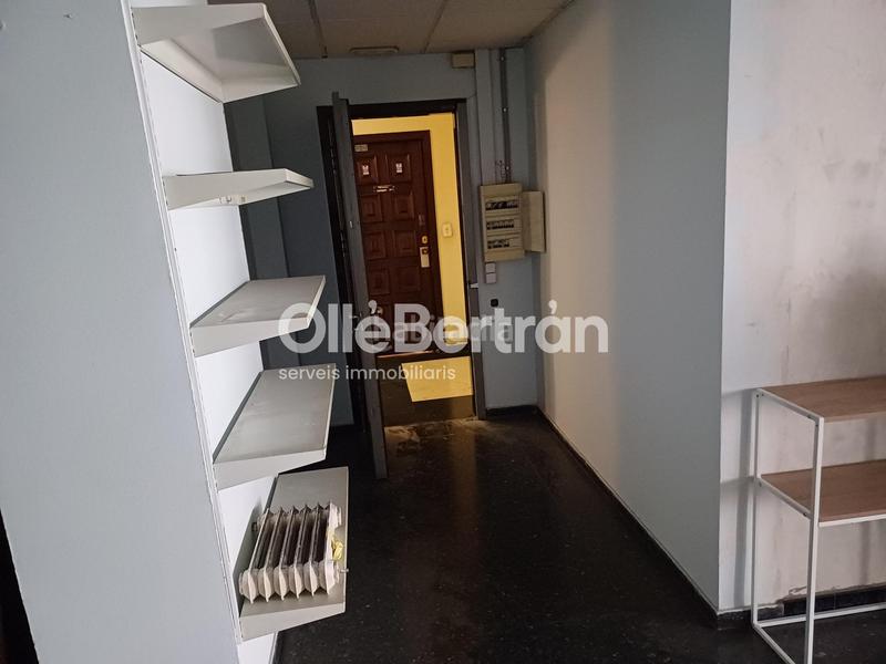 Foto ca29e8dd-3d54-49f7-883b-4b8492c5c8f2. Location bureau dans Putget - Farró Barcelona