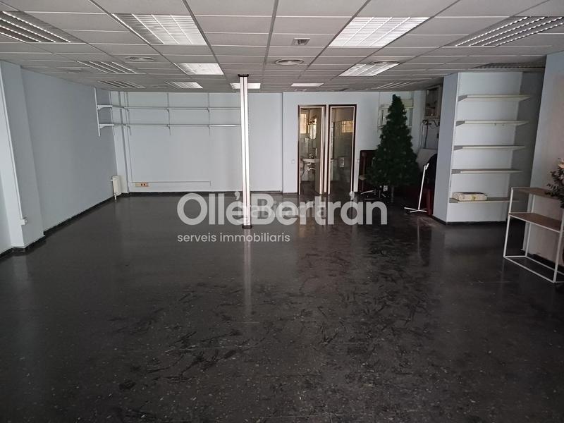 Foto 9f4a4677-3c1c-49c9-88b8-7e7ae3a978a3. Miete büro in Putget - Farró Barcelona