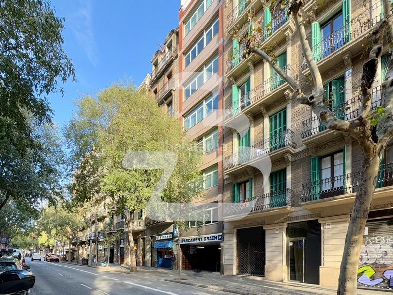 Foto 146640b1-def1-4be1-bcef-b4347b12d3f0. Rent office space in L´Antiga Esquerra de l´Eixample Barcelona