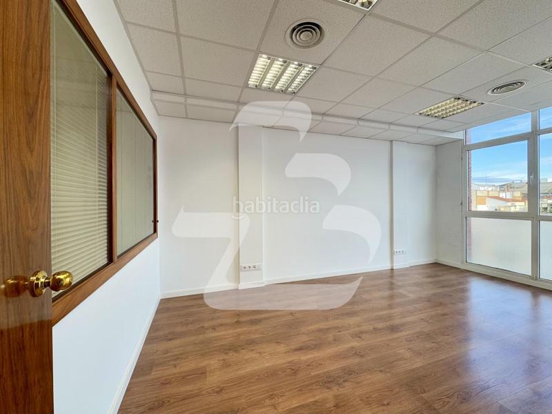 Foto fa6e64f4-4098-4865-8c72-6d6713fdf617. Rent office space in L´Antiga Esquerra de l´Eixample Barcelona