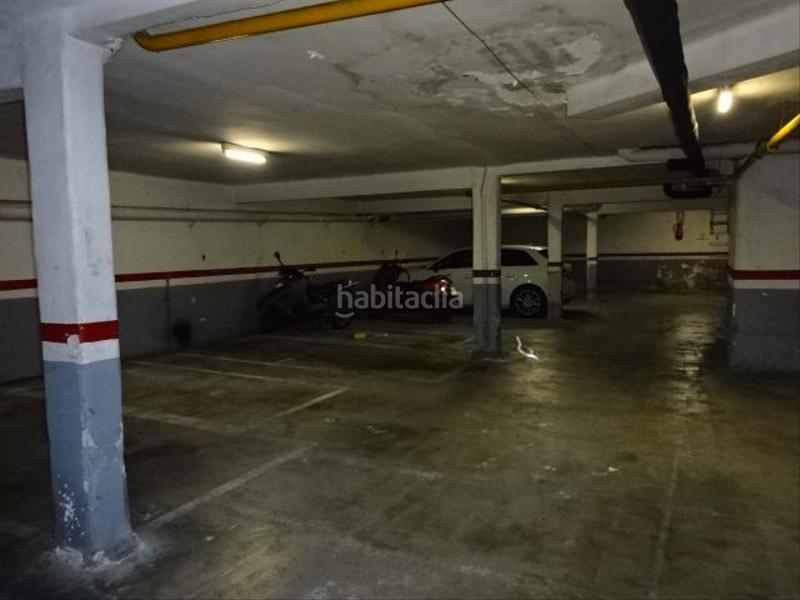 Foto b592b11f-63b6-4ad8-8700-858e899e2c32. Car parking in Baix Guinardó Barcelona