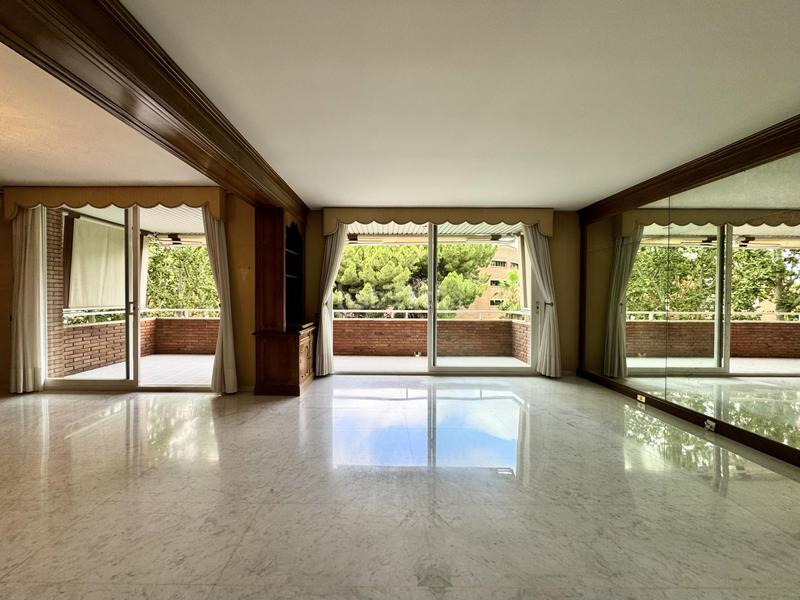 Foto 5999d846-af9e-4691-a6e3-f53c8992441f. Location appartement avec chauffage parking dans Pedralbes Barcelona