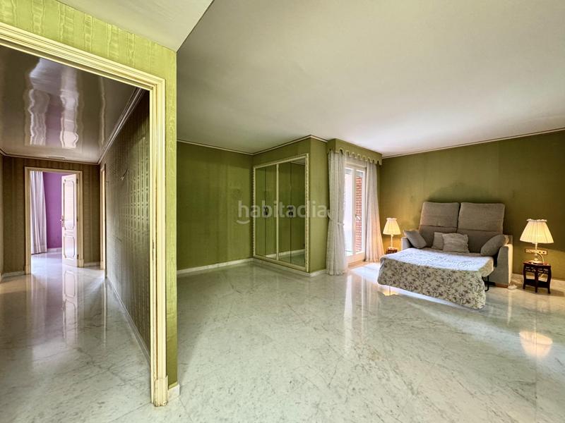 Foto bc4a761b-3a6b-4417-bafa-edd0e0f506a3. Rent flat with heating parking in Pedralbes Barcelona