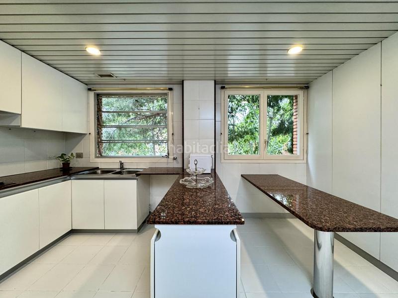 Foto c077e0ef-d51e-459a-9f0a-42df50316f51. Alquiler piso en Pedralbes Barcelona